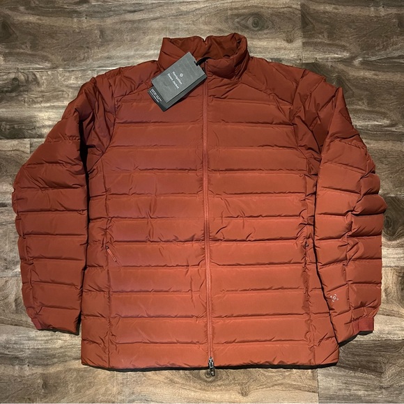 Lululemon Men’s Navigation Down Jacket - Picture 3 of 4